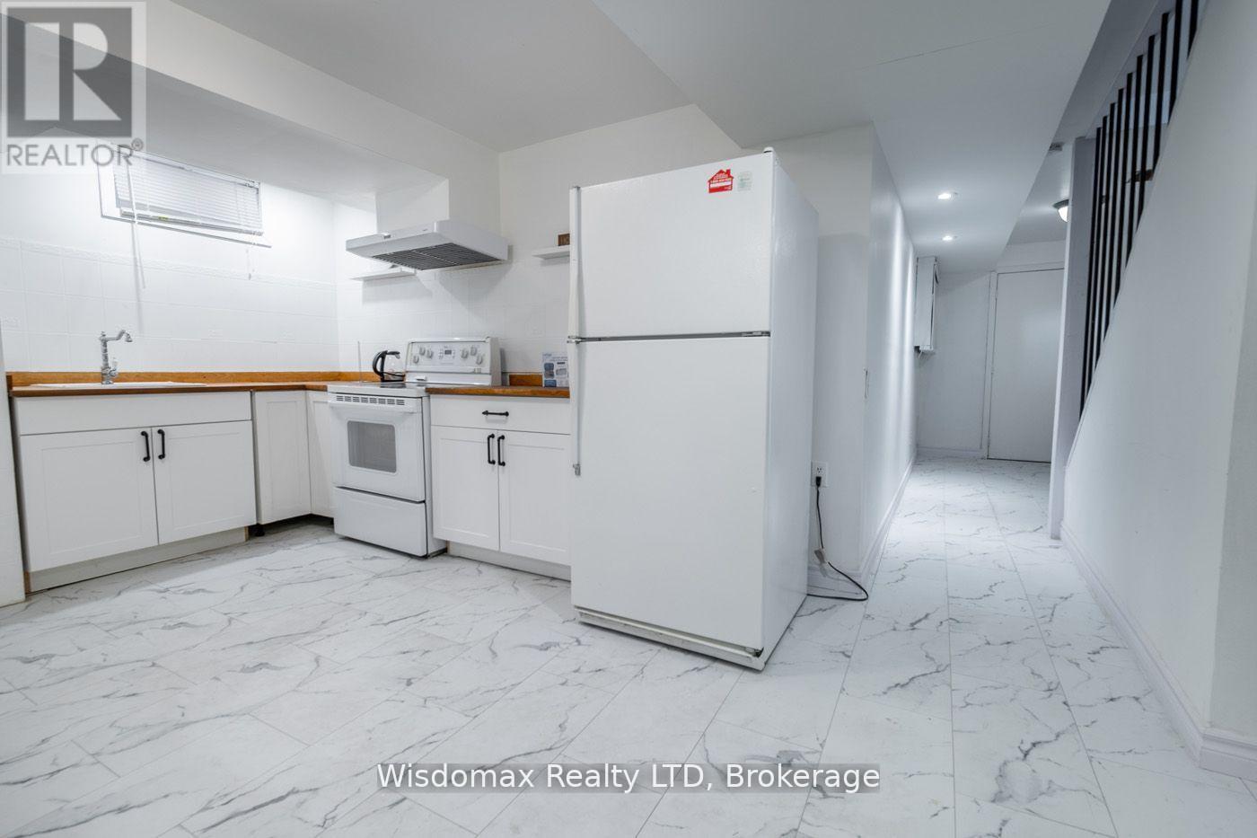 15 Capri Street, Thorold, Ontario  L2V 4W7 - Photo 24 - X12685314