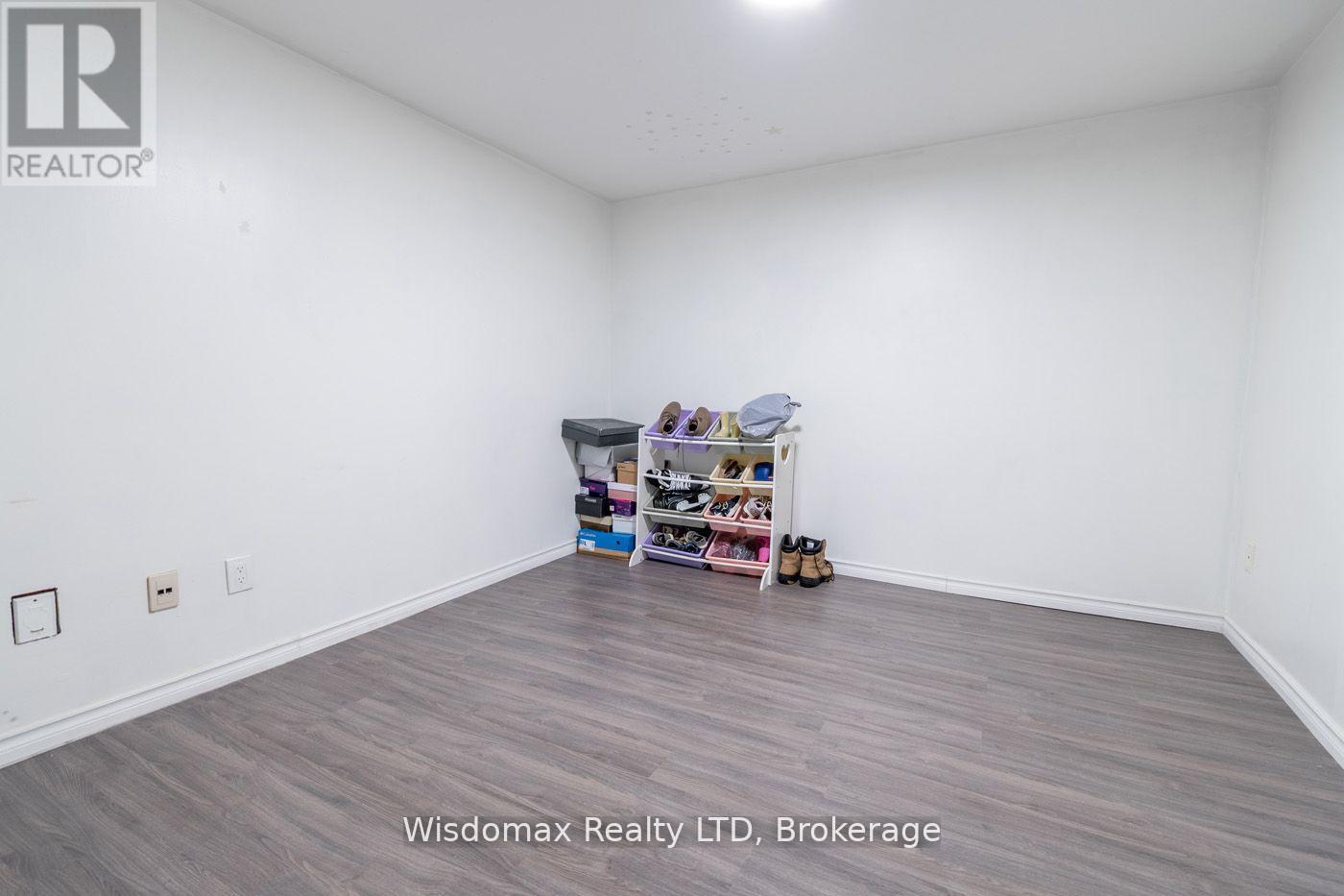 15 Capri Street, Thorold, Ontario  L2V 4W7 - Photo 26 - X12685314