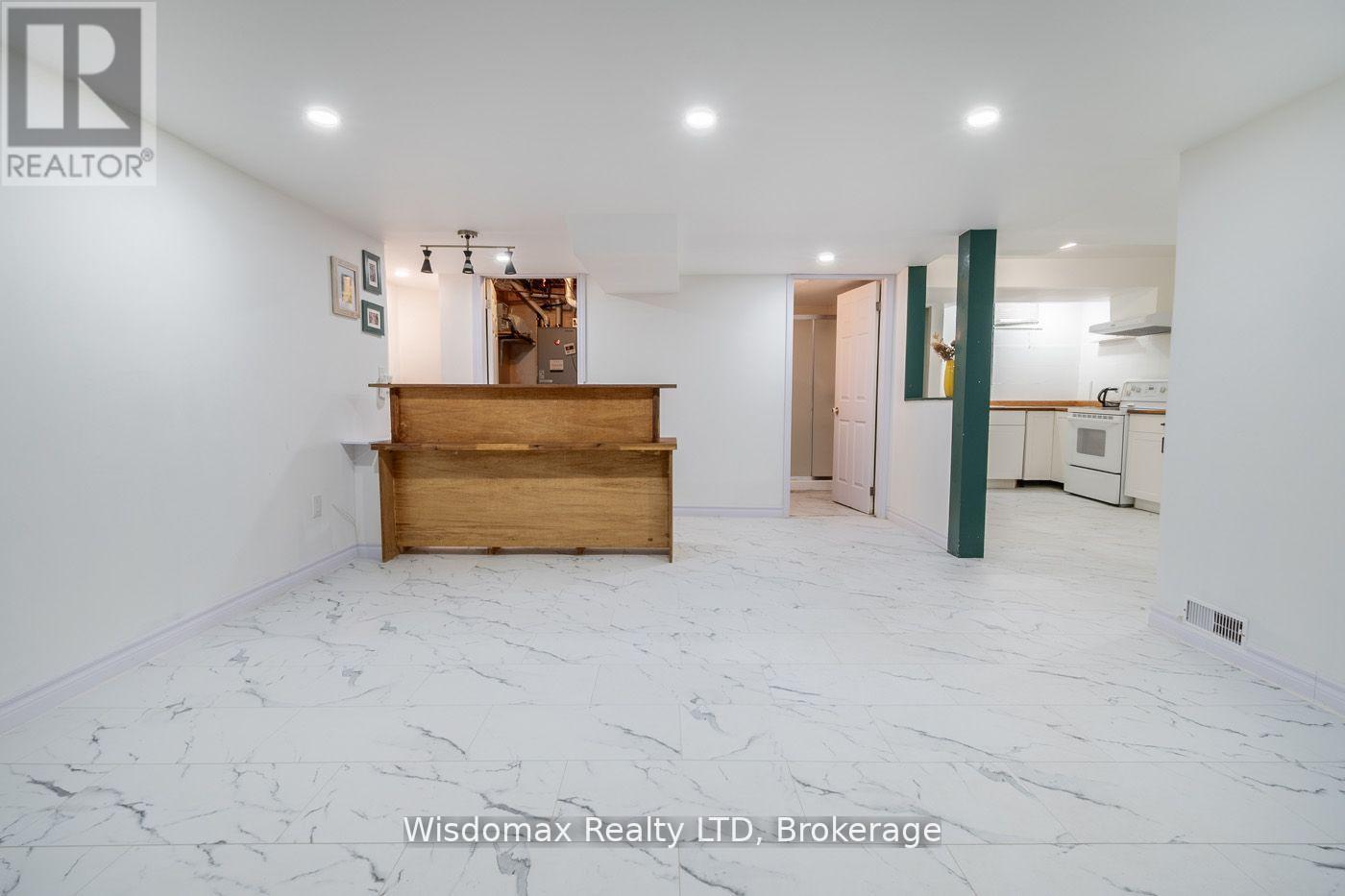 15 Capri Street, Thorold, Ontario  L2V 4W7 - Photo 27 - X12685314