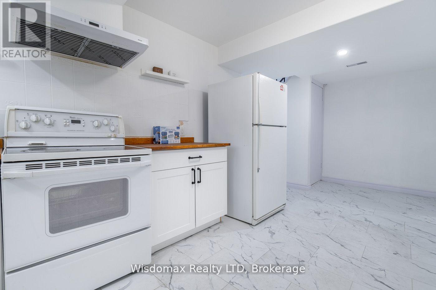 15 Capri Street, Thorold, Ontario  L2V 4W7 - Photo 30 - X12685314