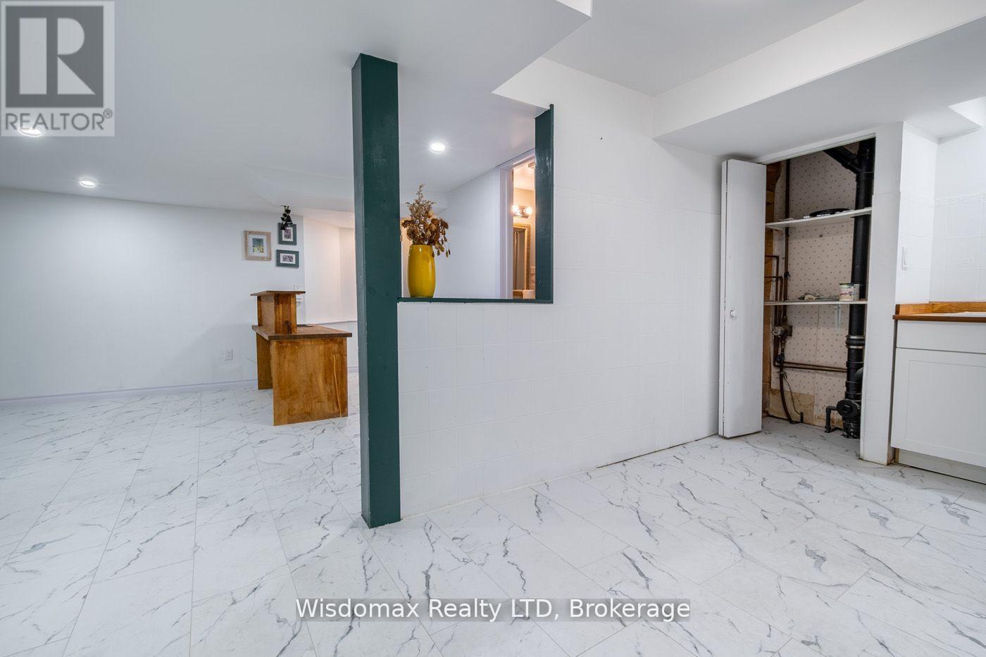 15 Capri Street, Thorold, Ontario  L2V 4W7 - Photo 32 - X12685314