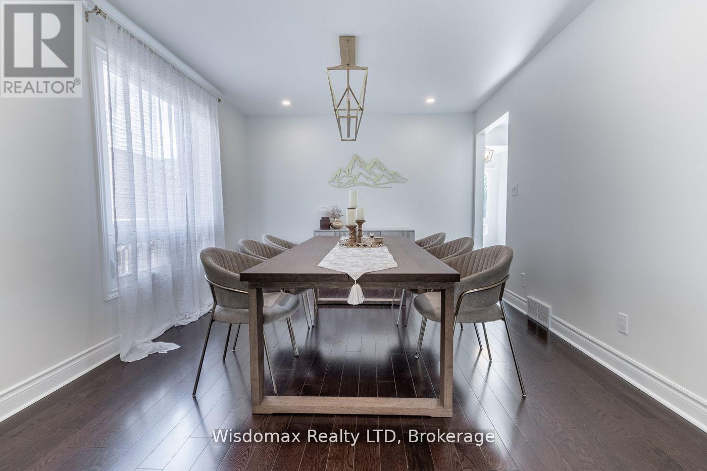 15 Capri Street, Thorold, Ontario  L2V 4W7 - Photo 6 - X12685314