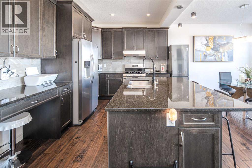 498 Sherwood Boulevard Nw, Calgary, Alberta  T3R 0Y6 - Photo 8 - A2278011