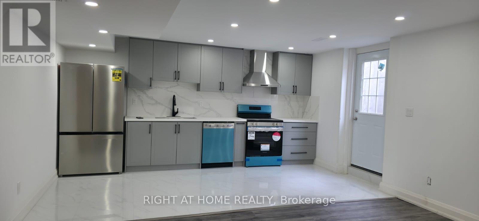 208 STEAM WHISTLE DRIVE, Whitchurch-Stouffville, Ontario