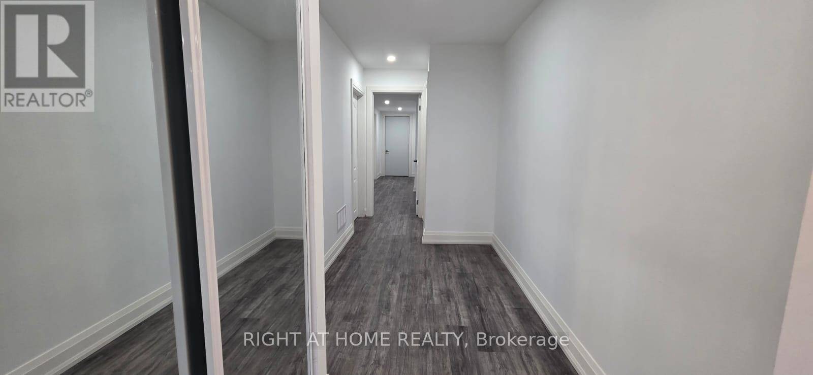 208 Steam Whistle Drive, Whitchurch-Stouffville, Ontario  L4A 4X5 - Photo 5 - N12685292