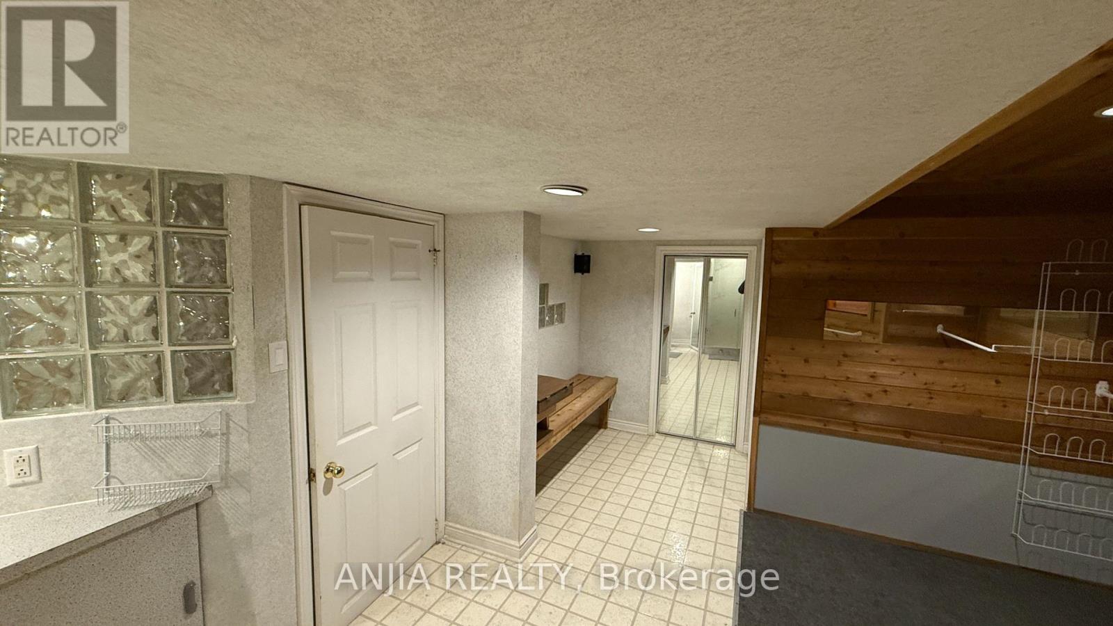 1 Brewsland Crescent, Markham, Ontario  L3T 7H1 - Photo 9 - N12685316