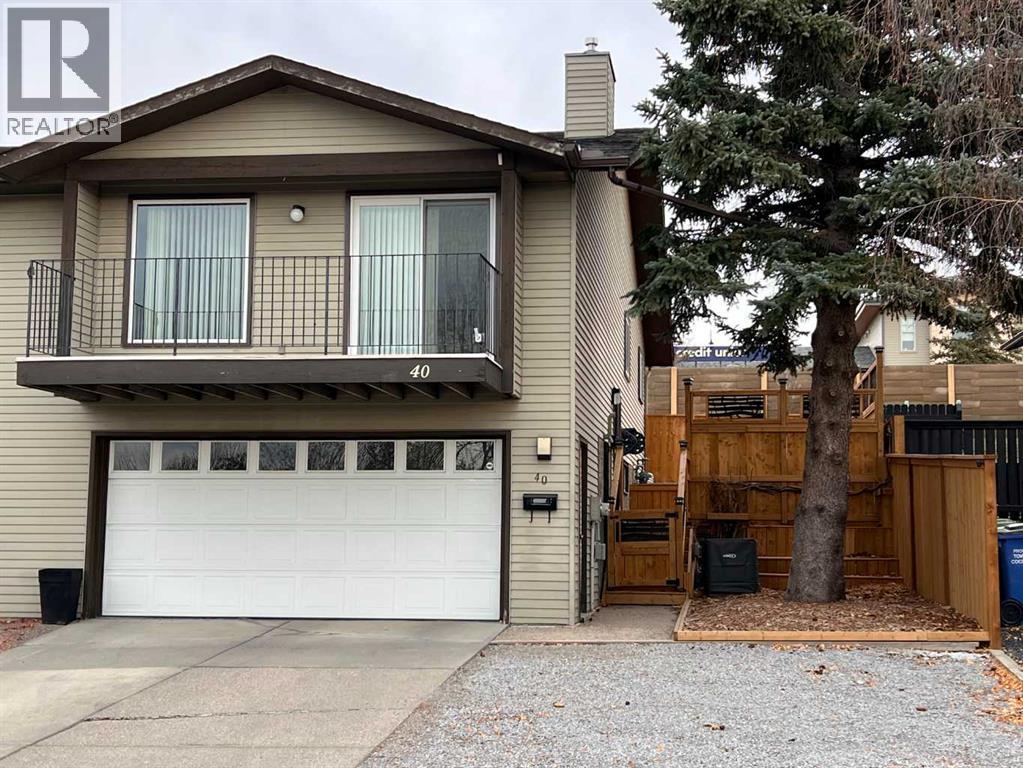 40 Glenpatrick Crescent, Cochrane, Alberta  T0L 0W3 - Photo 2 - A2263301