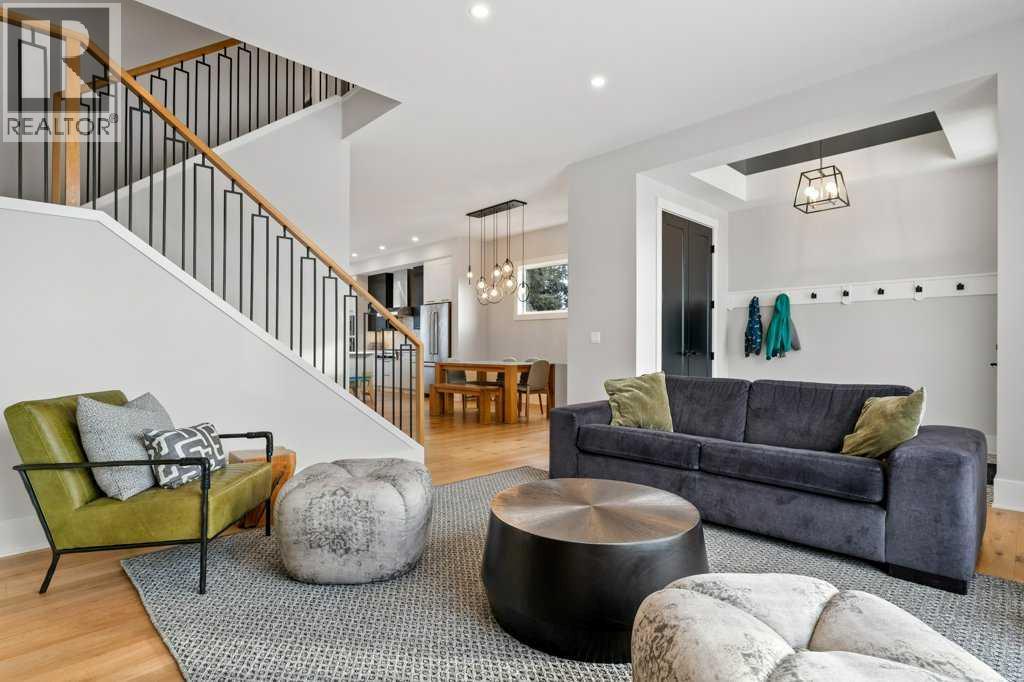 1206 Richland Road Ne, Calgary, Alberta  T2E 5M4 - Photo 6 - A2276931