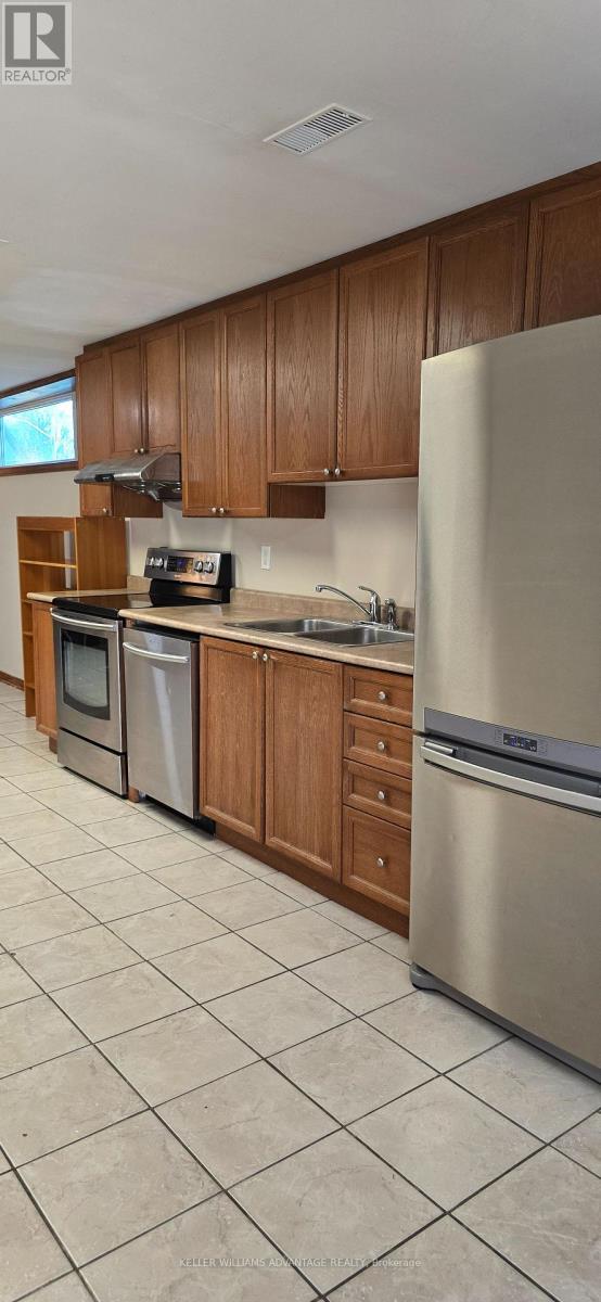 Lower Unit - 105 Hart Avenue, Toronto, Ontario  M1K 3H3 - Photo 6 - E12679156