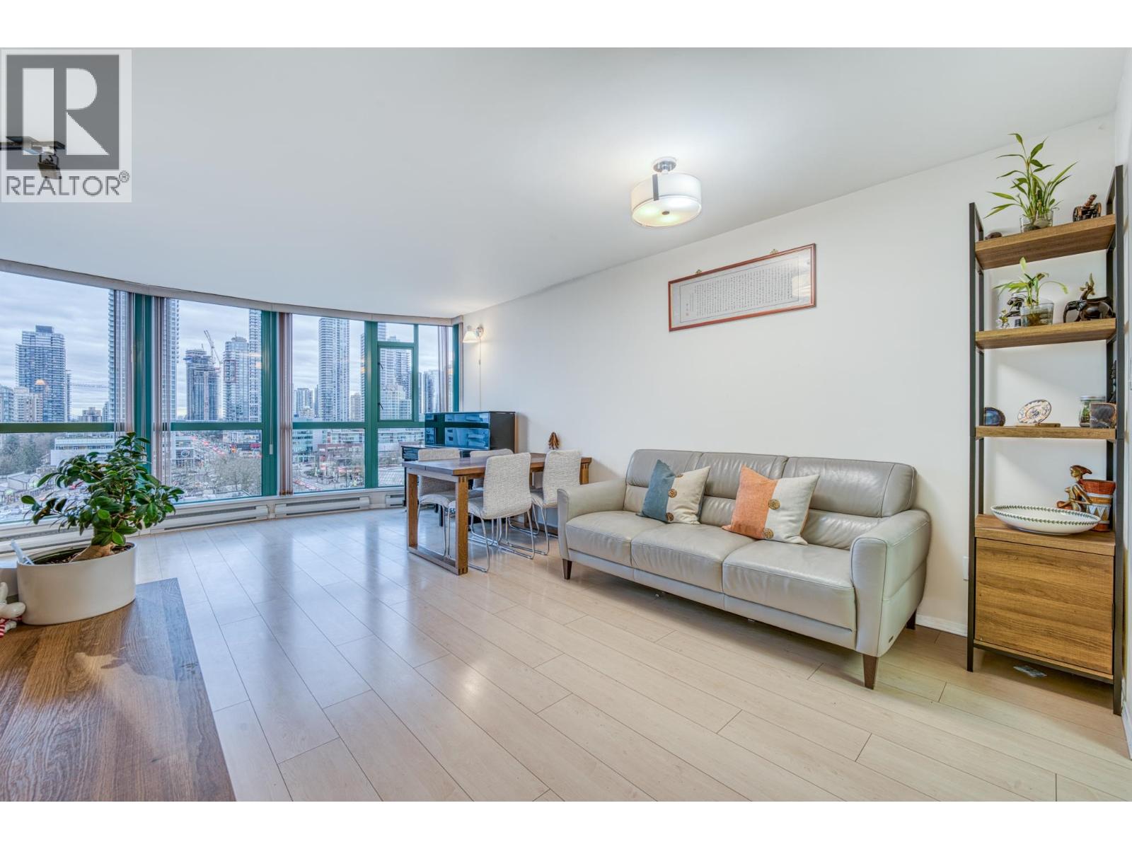 1102 5899 Wilson Avenue, Burnaby, British Columbia  V5H 4R9 - Photo 8 - R3074070