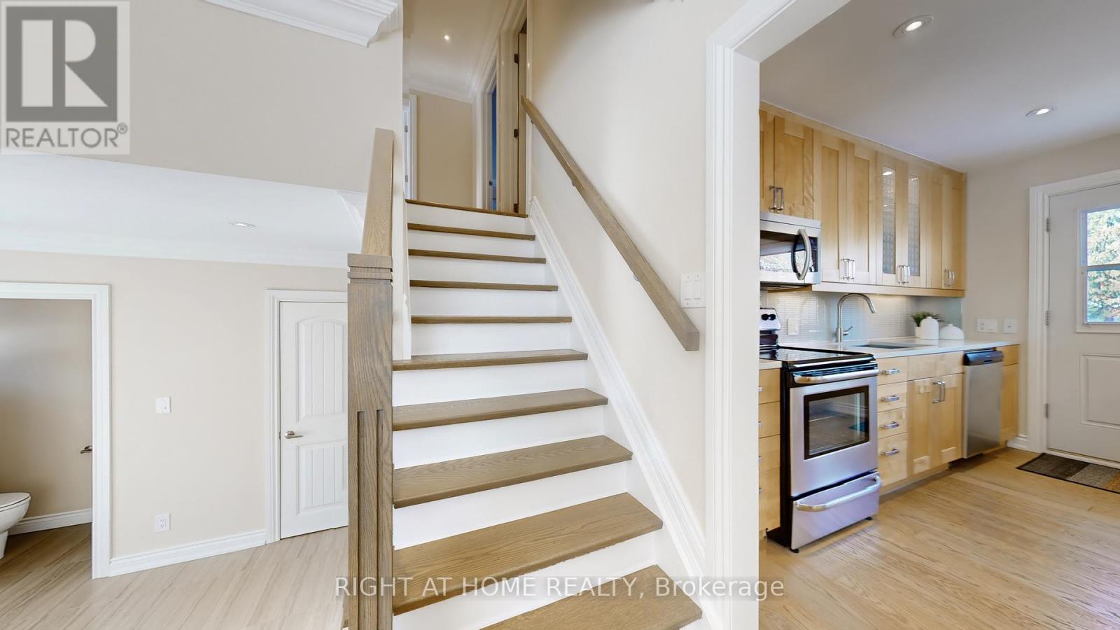 12 Courtham Avenue, Markham, Ontario  L3T 1G3 - Photo 22 - N12685322