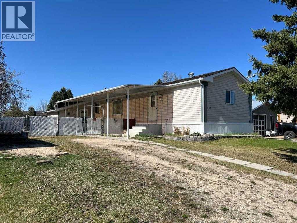 806 5 A Street, Fox Creek, Alberta