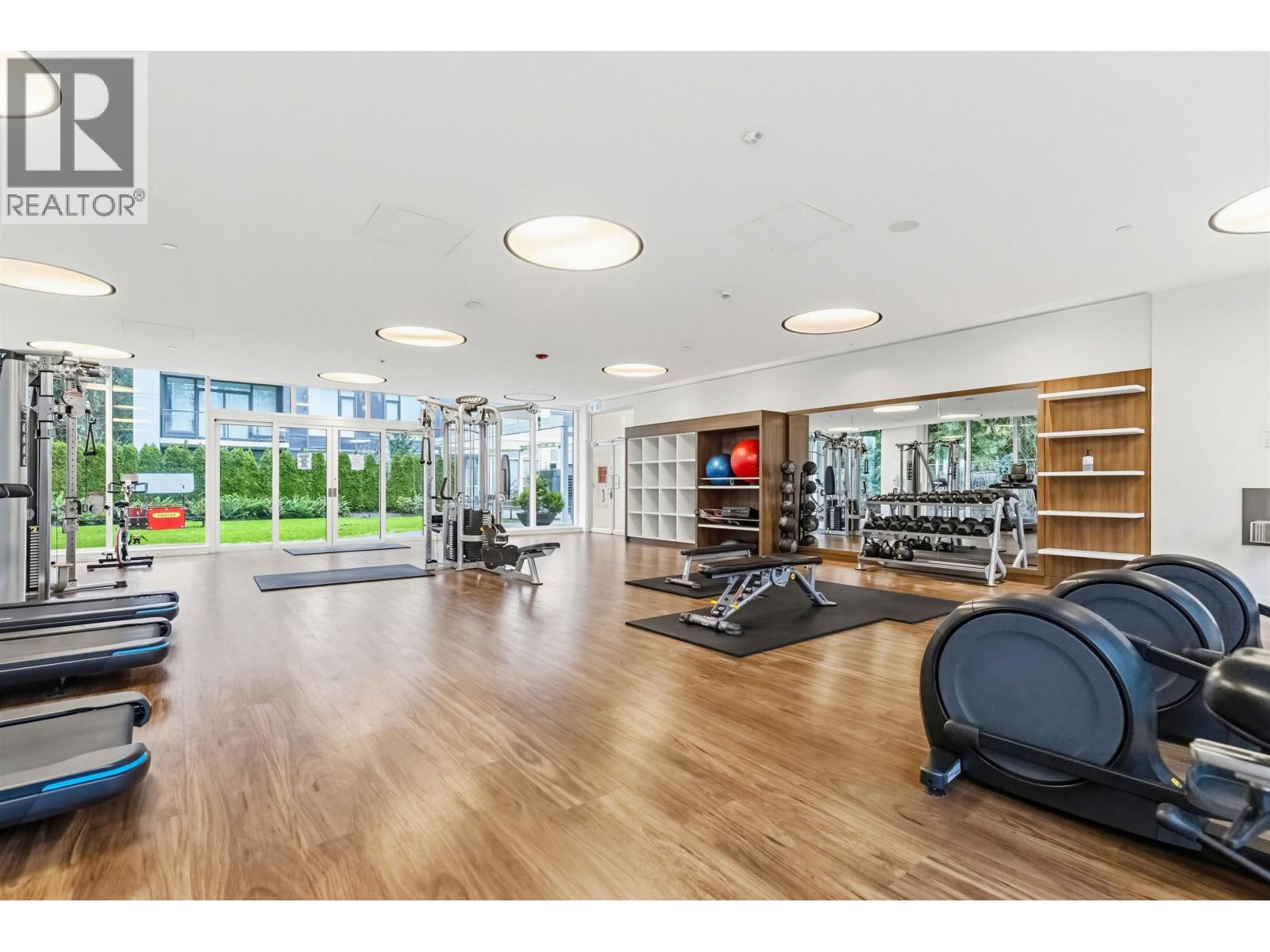 201 585 Austin Avenue, Coquitlam, British Columbia  V3K 0G6 - Photo 24 - R3077599