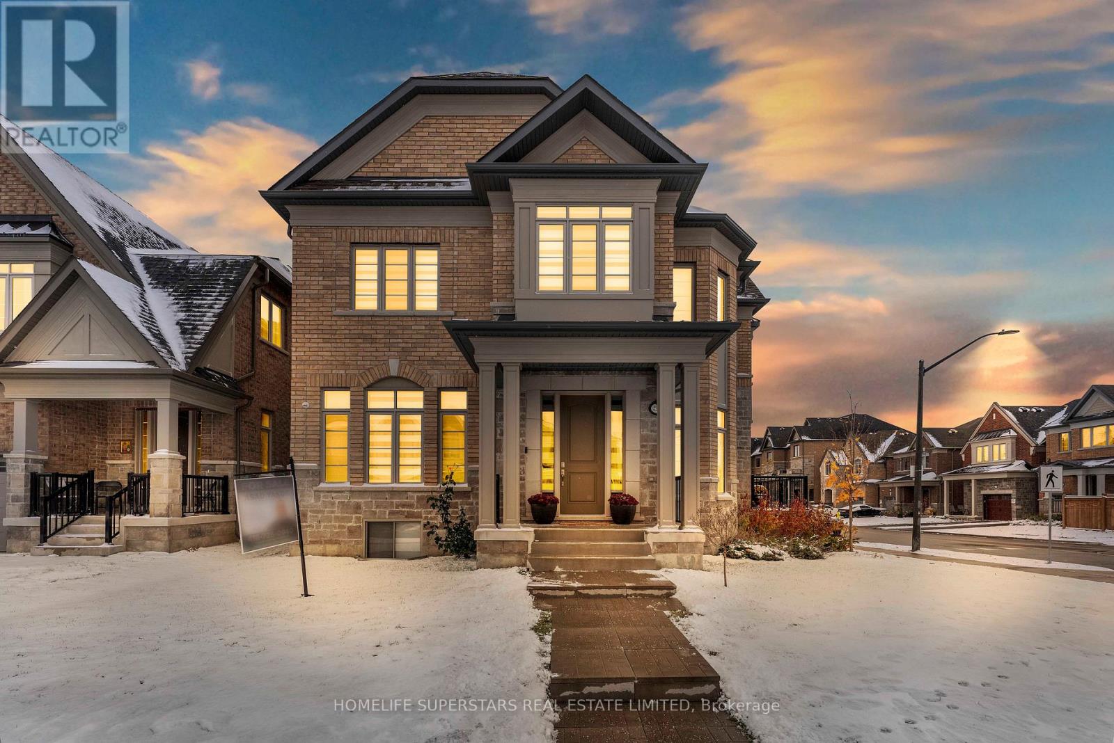 55 Christine Elliott Avenue, Whitby, Ontario  L1P 0C8 - Photo 2 - E12685334