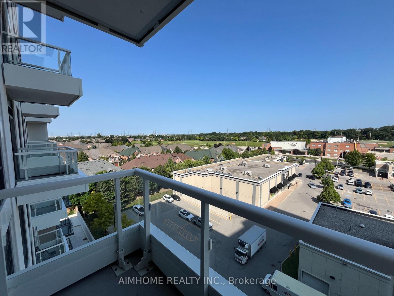 702 - 8 Beverley Glen Boulevard, Vaughan, Ontario  L4J 0L5 - Photo 13 - N12685340