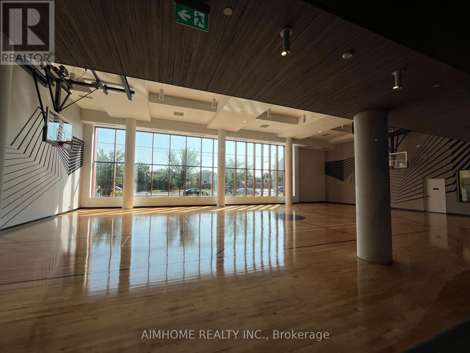 702 - 8 Beverley Glen Boulevard, Vaughan, Ontario  L4J 0L5 - Photo 17 - N12685340