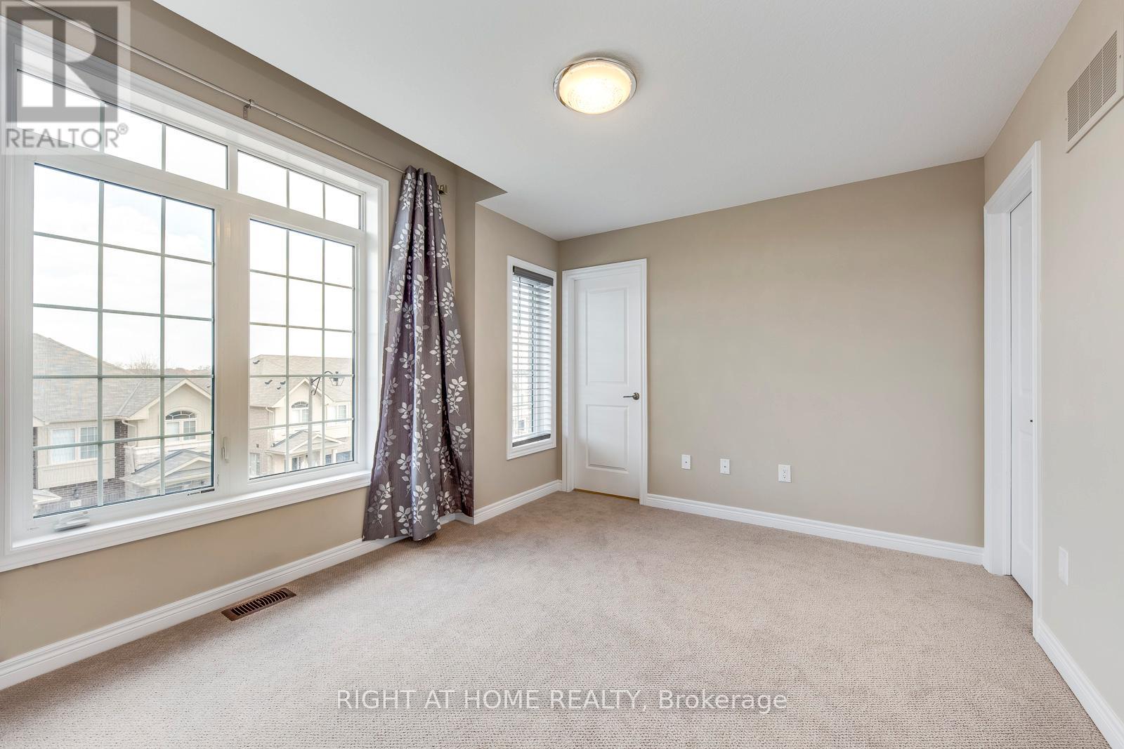 3195 William Coltson Avenue, Oakville, Ontario  L6H 0X1 - Photo 29 - W12685344