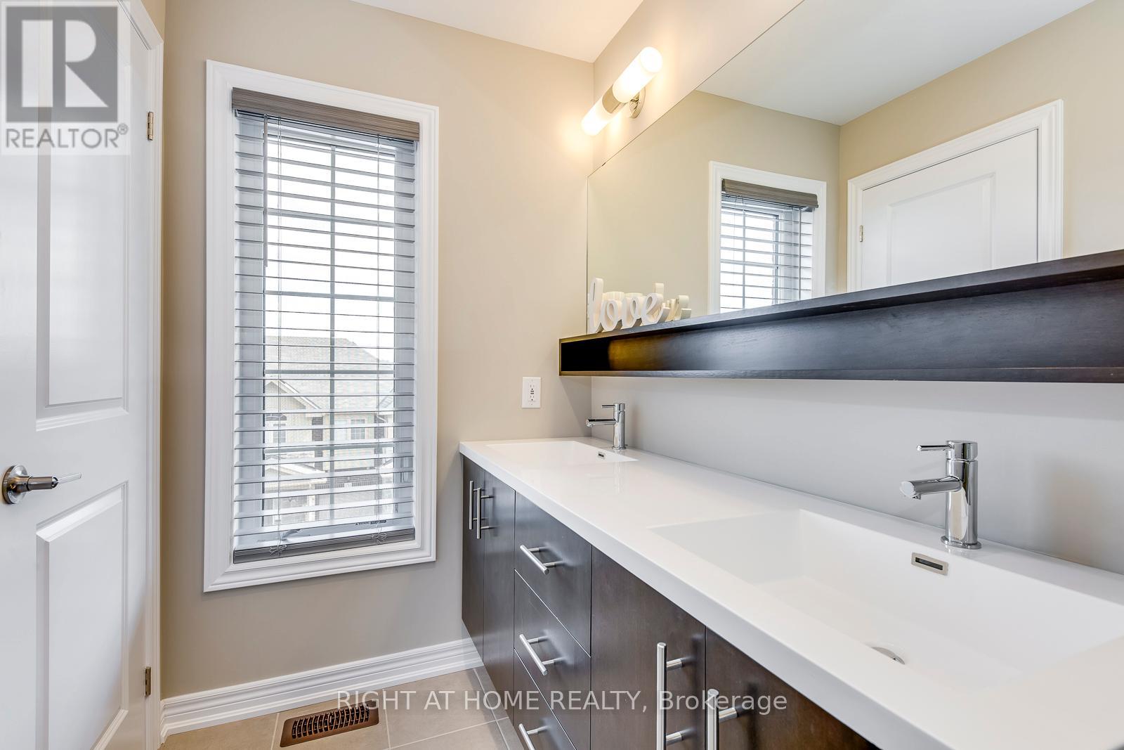 3195 William Coltson Avenue, Oakville, Ontario  L6H 0X1 - Photo 31 - W12685344