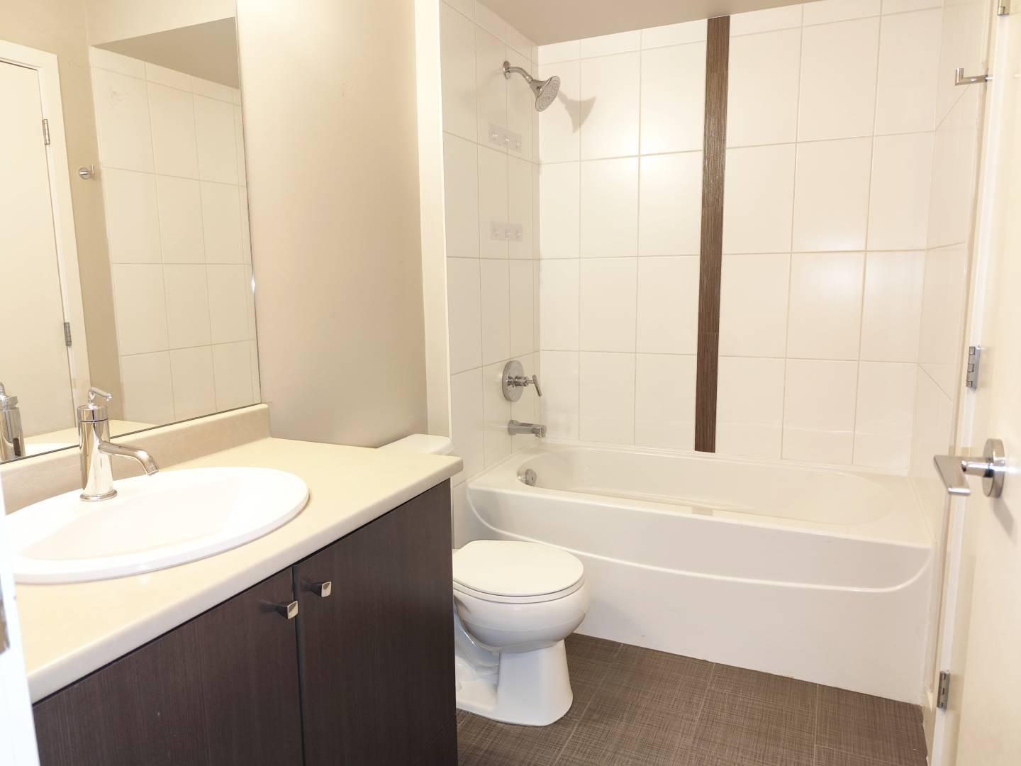 417 13740 75a Avenue, Surrey, British Columbia  V3W 0E8 - Photo 9 - R3067446