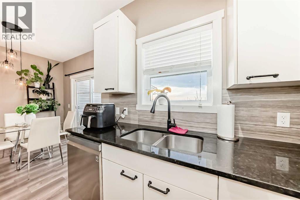 536 Redstone View Ne, Calgary, Alberta  T3N 0M9 - Photo 8 - A2270357