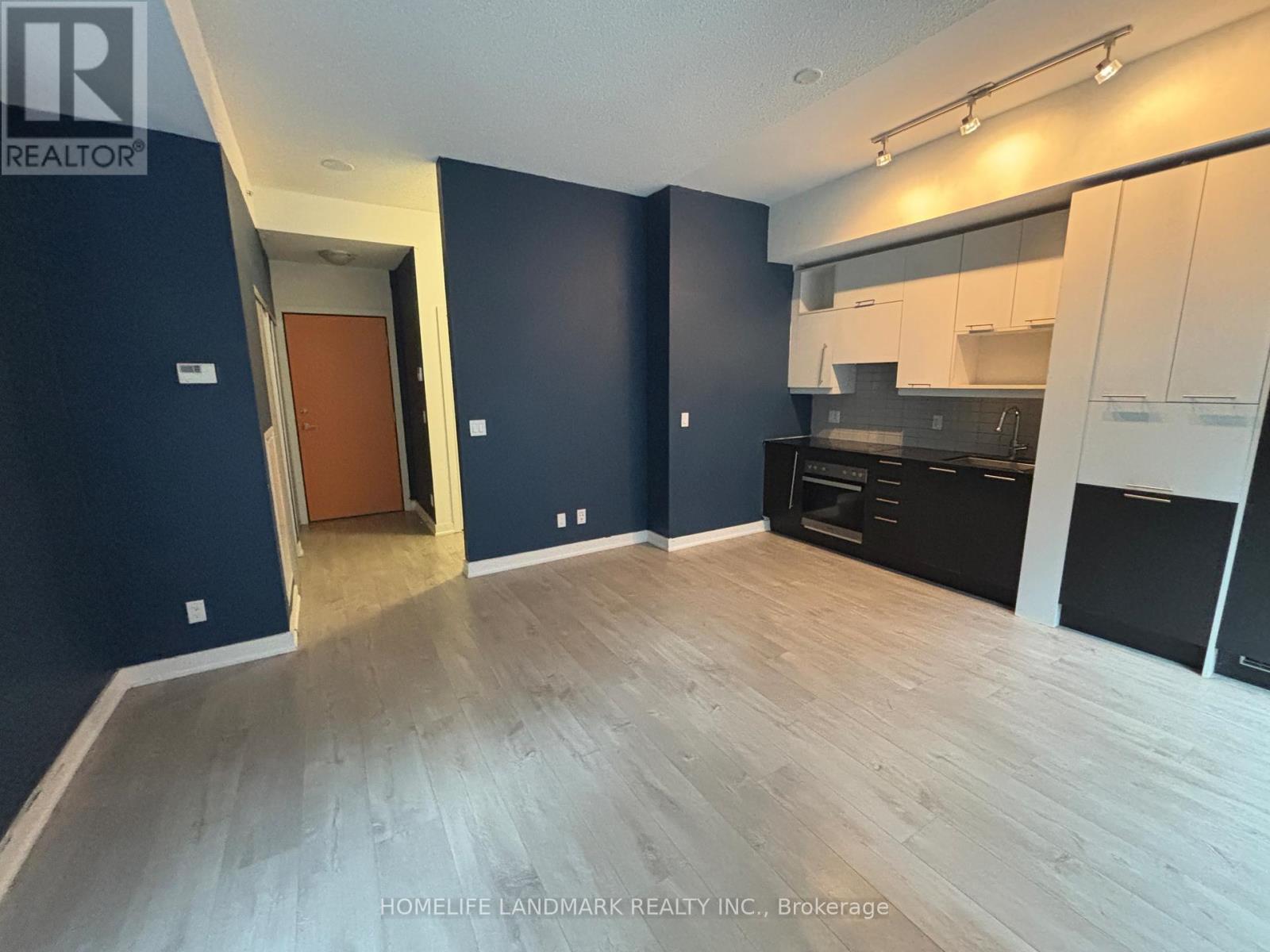 226 - 30 Nelson Street, Toronto, Ontario  M5V 0H5 - Photo 7 - C12674990