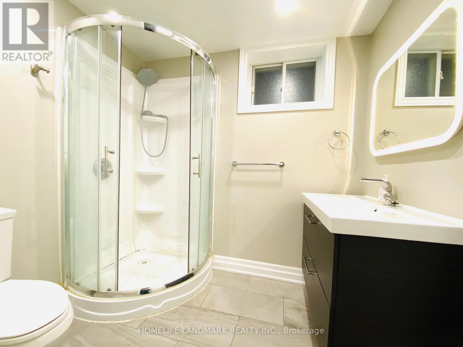 Lower - 640 Netherton Crescent, Mississauga, Ontario  L4Y 2M4 - Photo 12 - W12632820