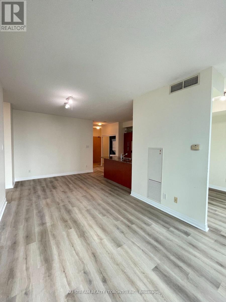 #909 - 3515 Kariya Drive, Mississauga, Ontario  L5B 0C1 - Photo 6 - W12685354