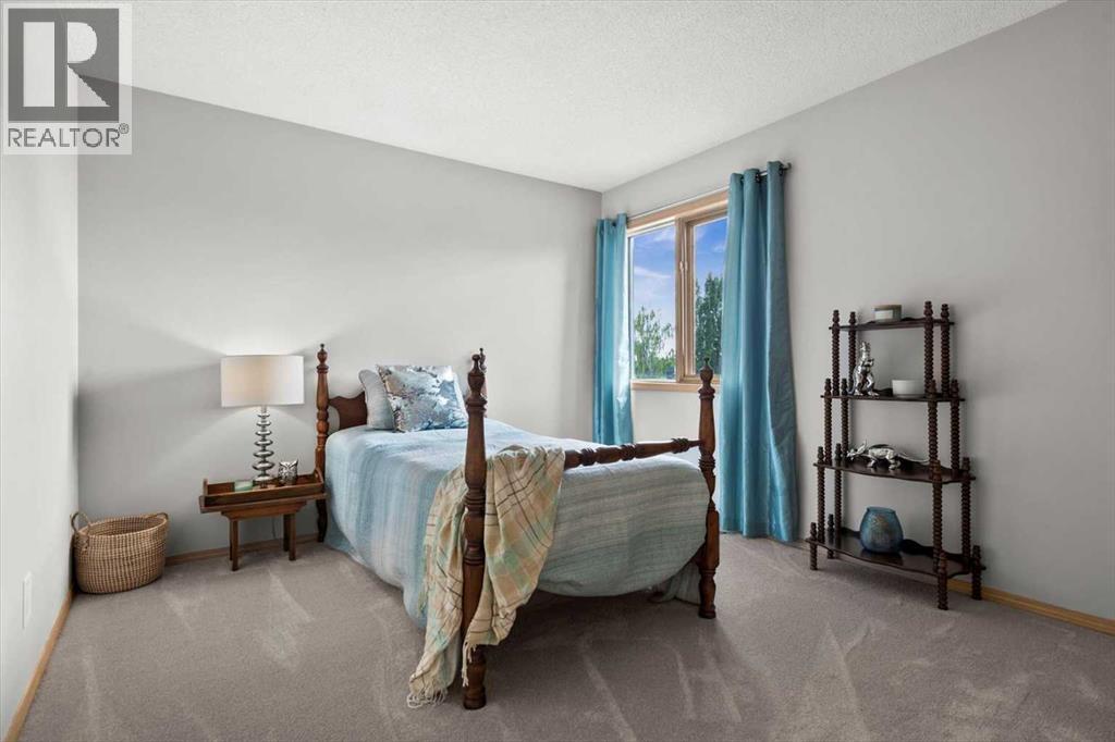 75 Hawkside Close Nw, Calgary, Alberta  T3G 3K6 - Photo 30 - A2274491