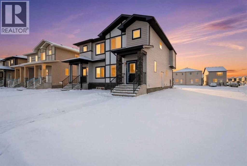 21 Cornerbrook Lane NE, calgary, Alberta