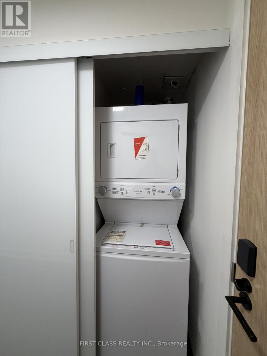 2314 - 35 Mercer Street E, Toronto, Ontario  M5V 0V1 - Photo 4 - C12685358