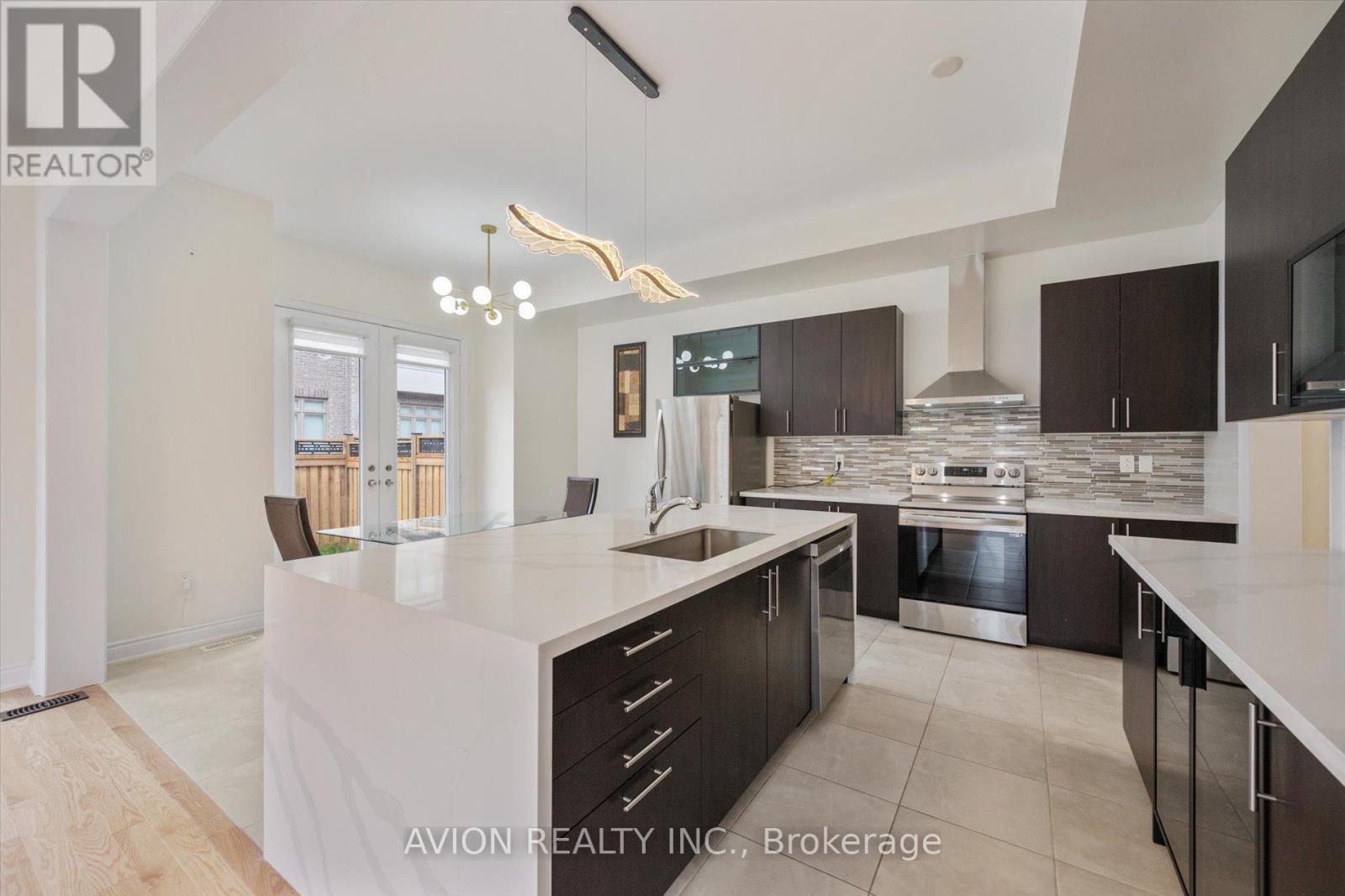 2417 Edward Leaver Trail, Oakville, Ontario  L6M 5L6 - Photo 11 - W12685370