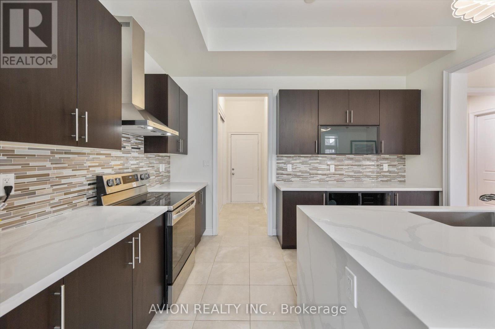 2417 Edward Leaver Trail, Oakville, Ontario  L6M 5L6 - Photo 15 - W12685370