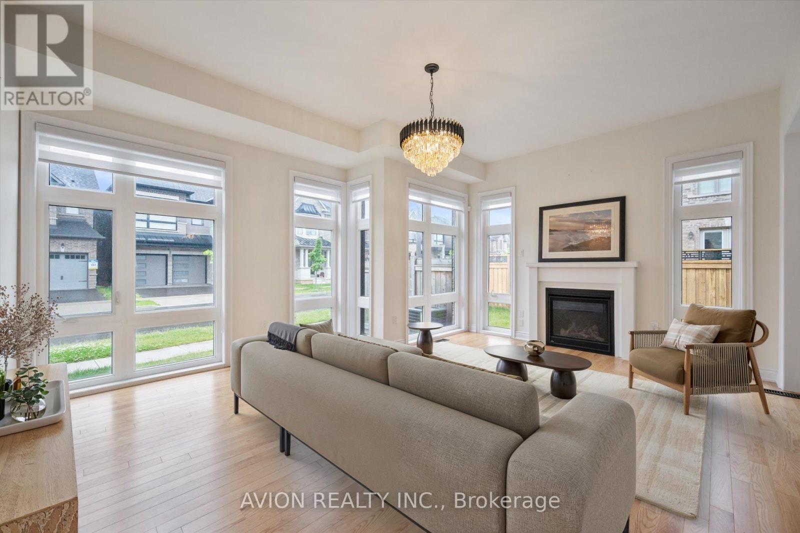 2417 Edward Leaver Trail, Oakville, Ontario  L6M 5L6 - Photo 3 - W12685370