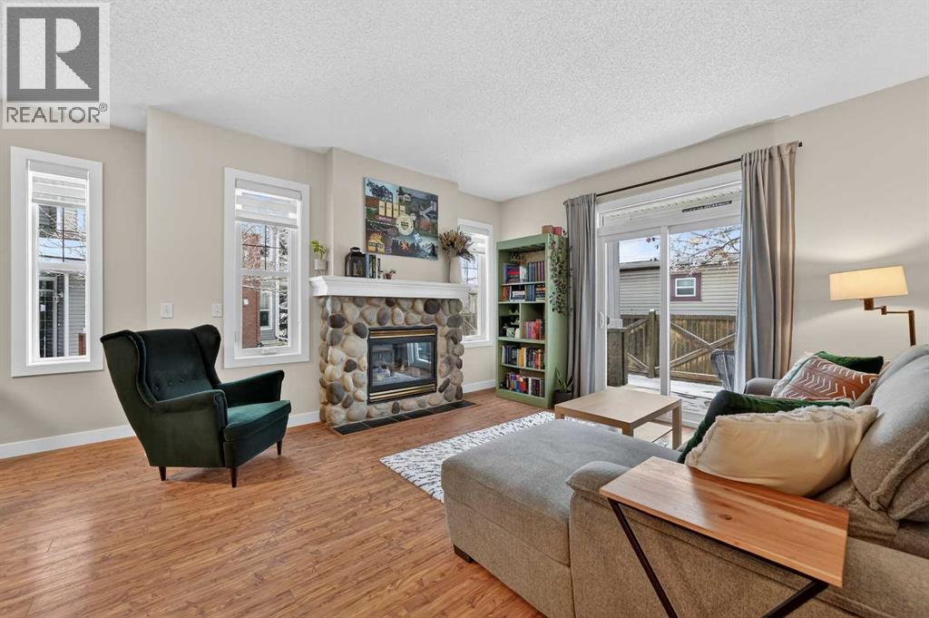 201, 39 Hidden Creek Place Nw, Calgary, Alberta  T3A 6B9 - Photo 5 - A2277483