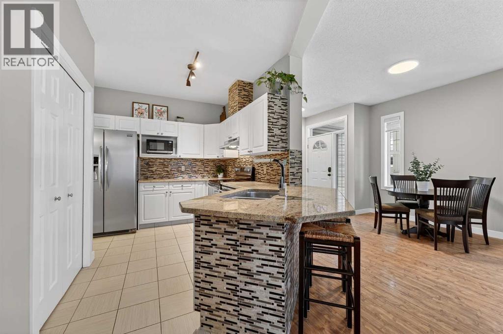 201, 39 Hidden Creek Place Nw, Calgary, Alberta  T3A 6B9 - Photo 15 - A2277483