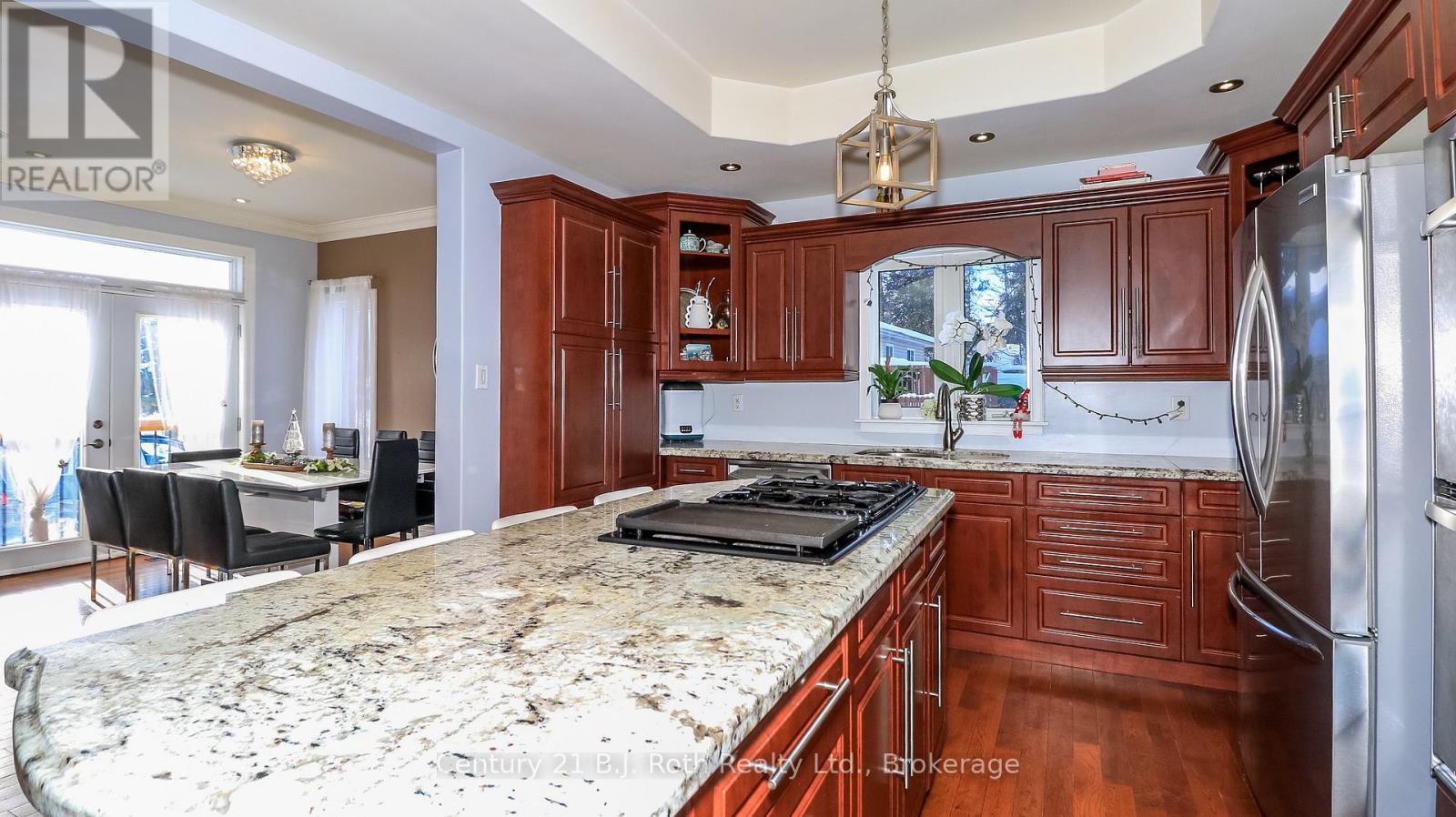 3276 Turnbull Drive, Severn (West Shore), Ontario  L3V 0Y4 - Photo 7 - S12685404