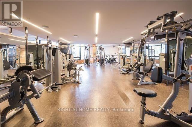 2923 - 5 Sheppard Avenue E, Toronto, Ontario  M2N 0G4 - Photo 2 - C12685378