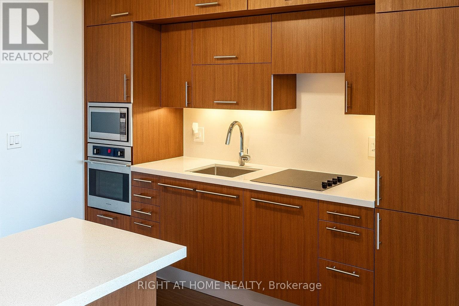 2923 - 5 Sheppard Avenue E, Toronto, Ontario  M2N 0G4 - Photo 6 - C12685378