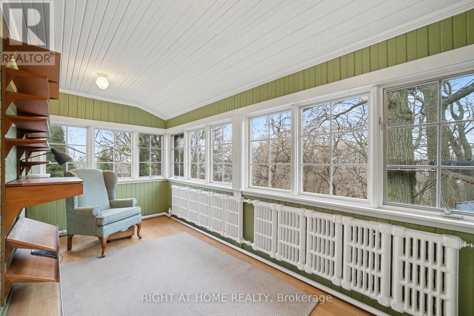 32 Hollywood Crescent, Toronto, Ontario  M4L 2K5 - Photo 25 - E12685410