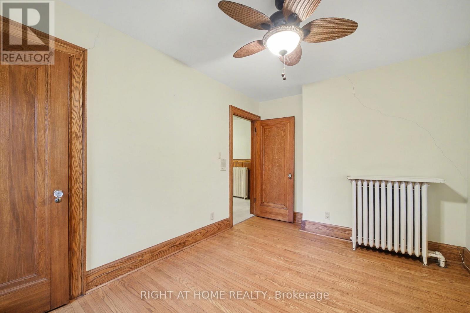 32 Hollywood Crescent, Toronto, Ontario  M4L 2K5 - Photo 29 - E12685410