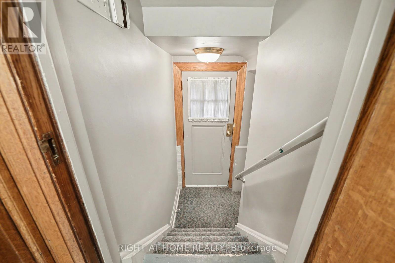 32 Hollywood Crescent, Toronto, Ontario  M4L 2K5 - Photo 36 - E12685410