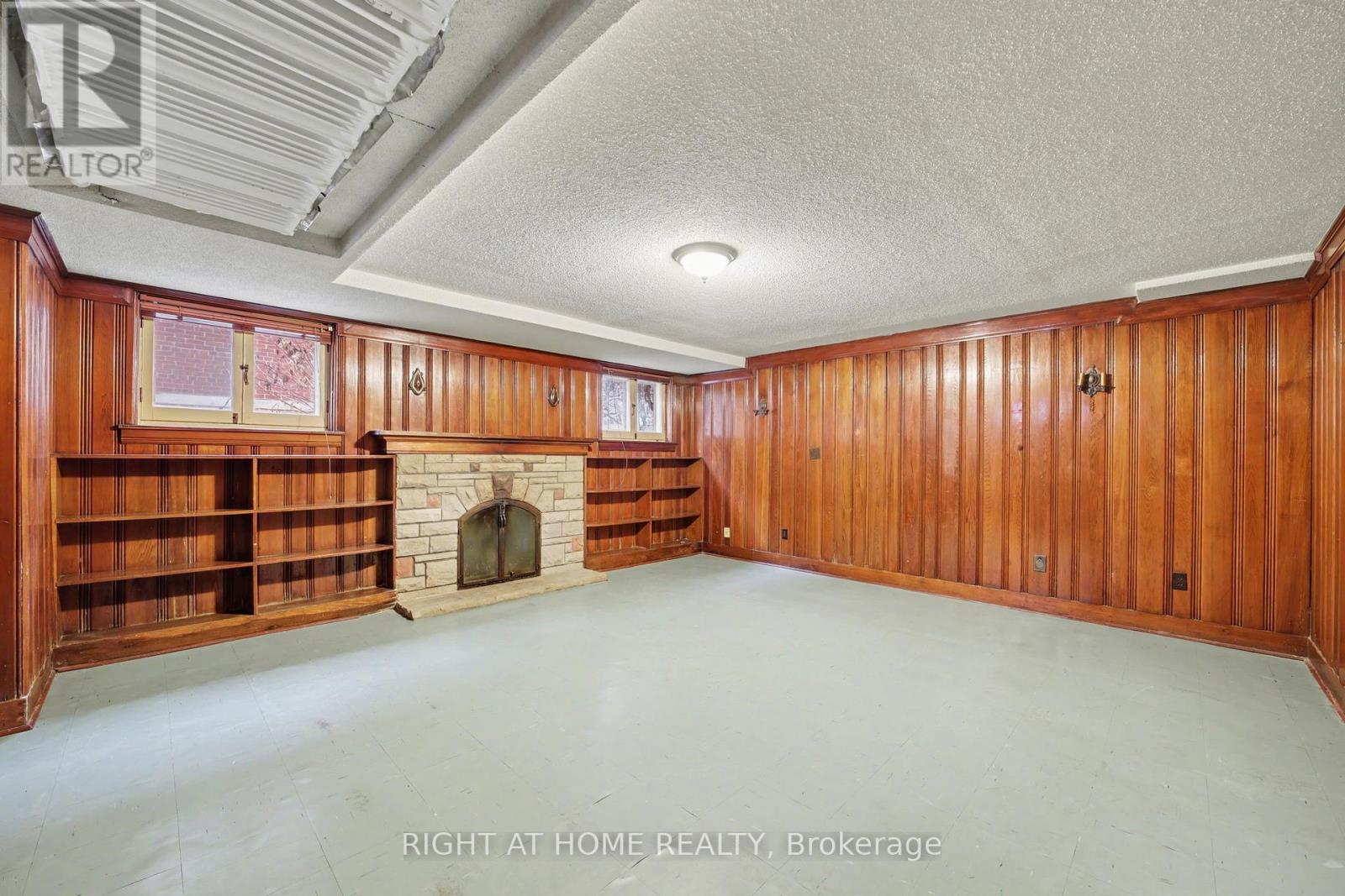 32 Hollywood Crescent, Toronto, Ontario  M4L 2K5 - Photo 39 - E12685410