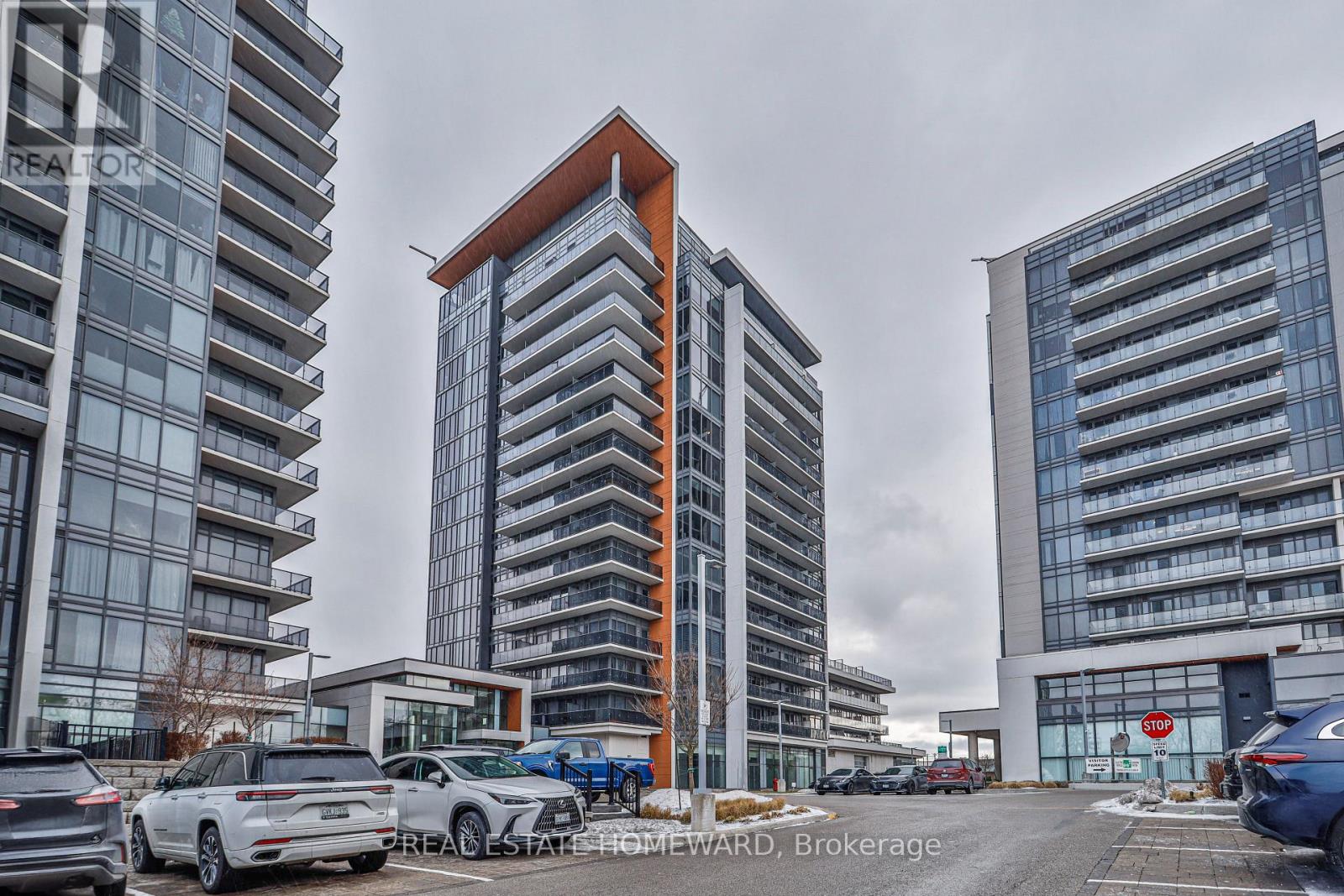 911b - 9600 Yonge Street, Richmond Hill, Ontario  L4C 0X3 - Photo 3 - N12685394