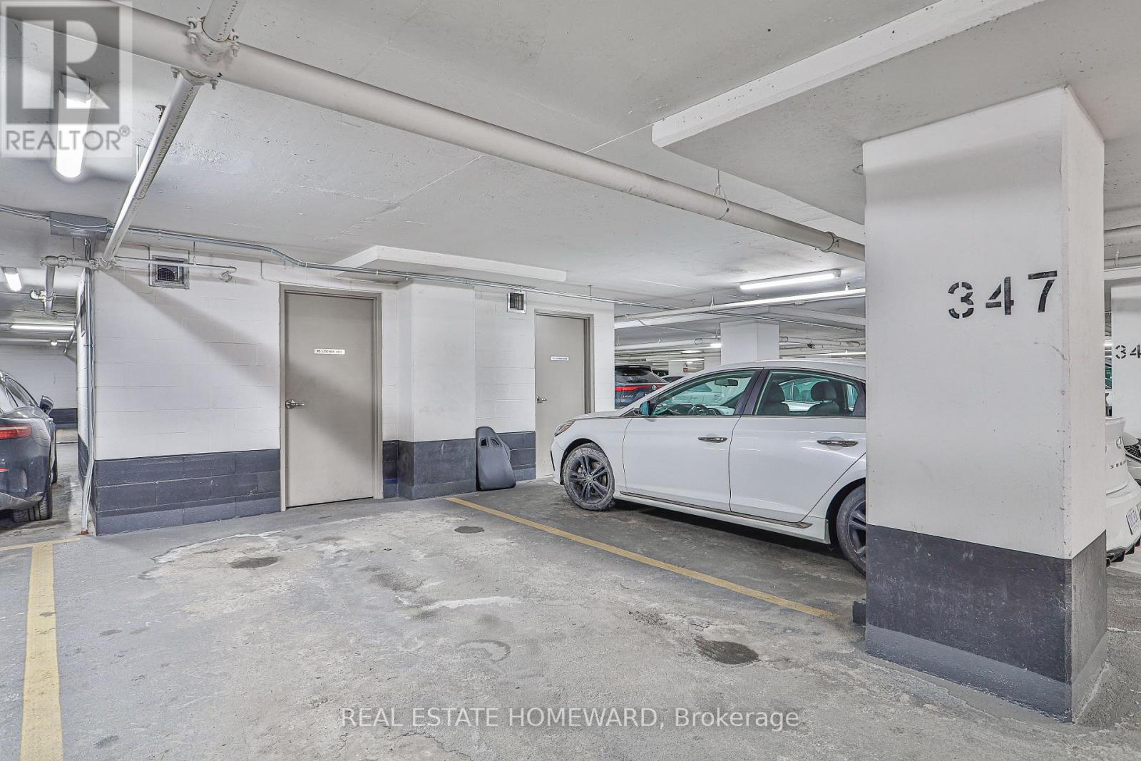 911b - 9600 Yonge Street, Richmond Hill, Ontario  L4C 0X3 - Photo 33 - N12685394