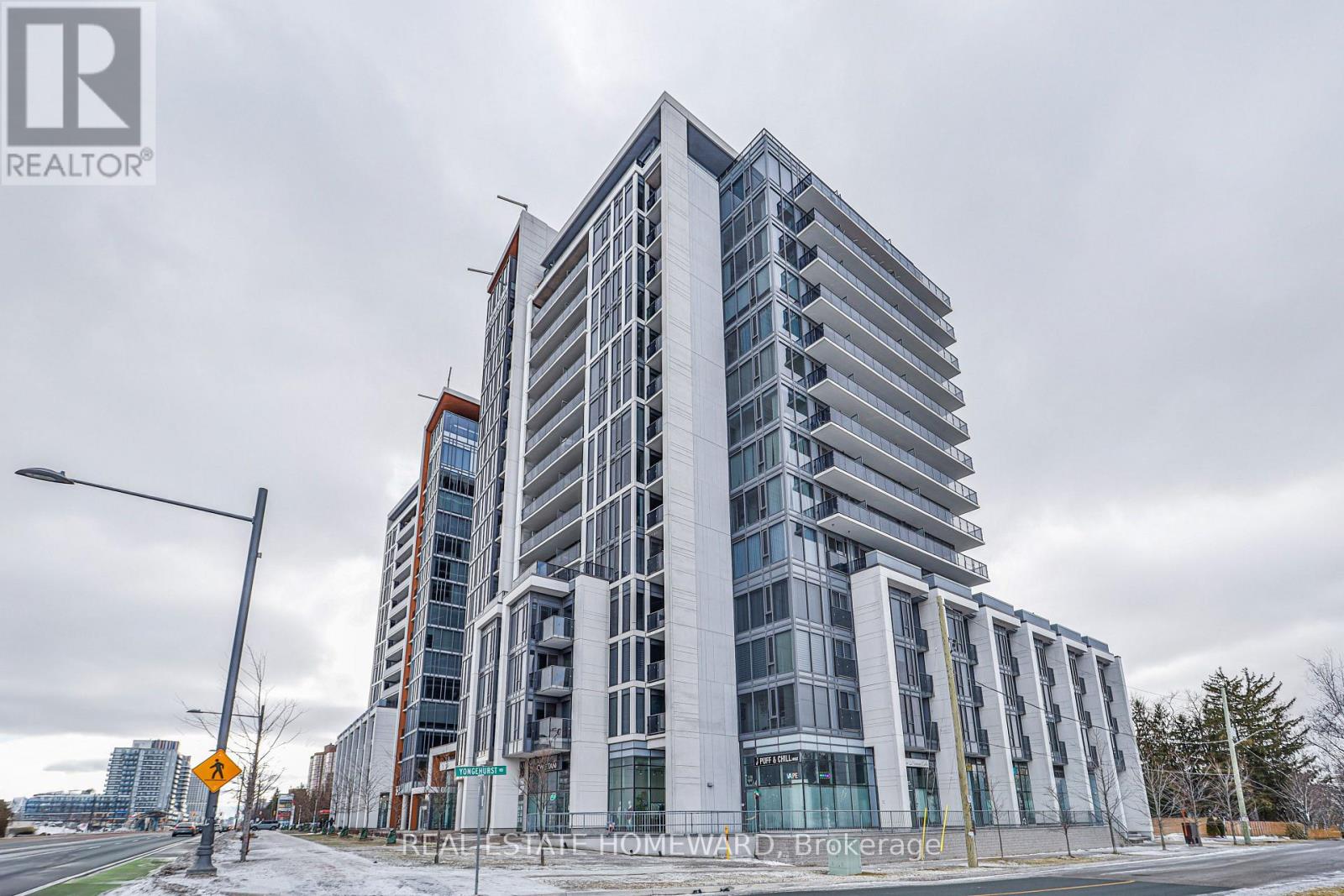 911b - 9600 Yonge Street, Richmond Hill, Ontario  L4C 0X3 - Photo 4 - N12685394