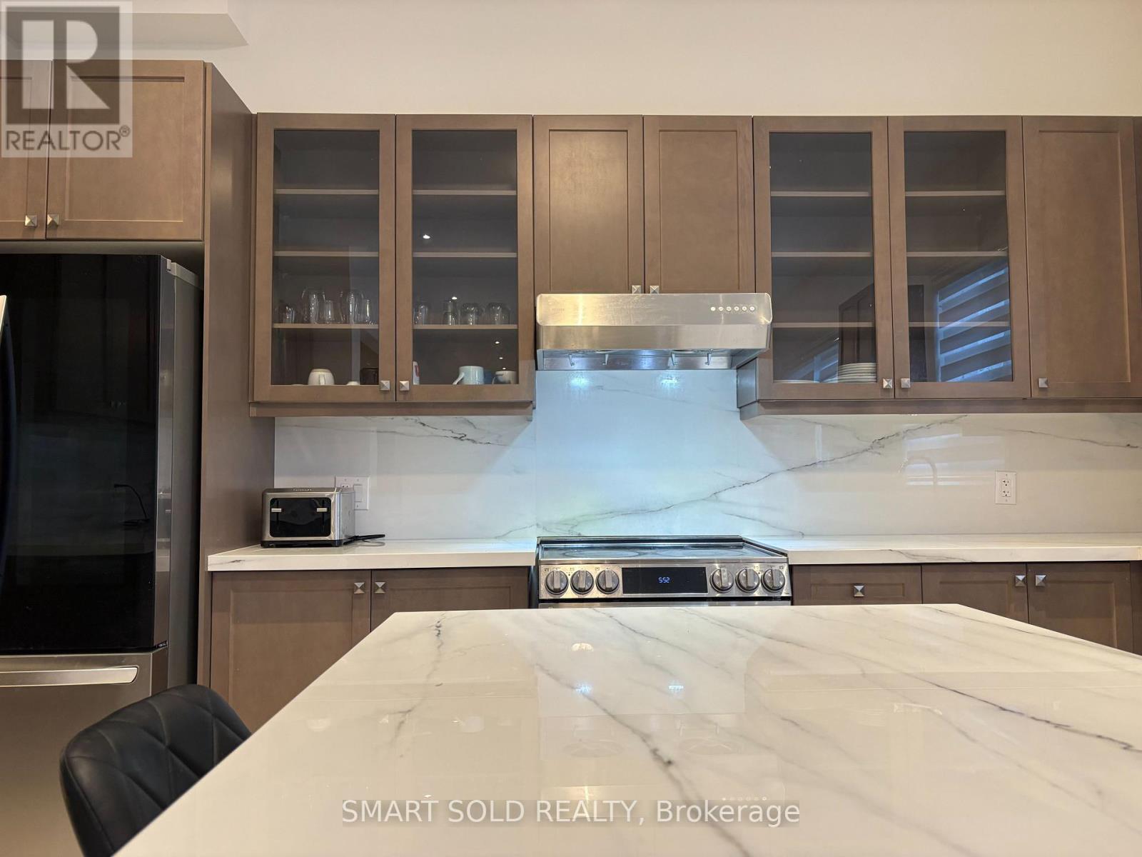 379 Seaview Heights, East Gwillimbury, Ontario  L9N 0Y4 - Photo 10 - N12685416