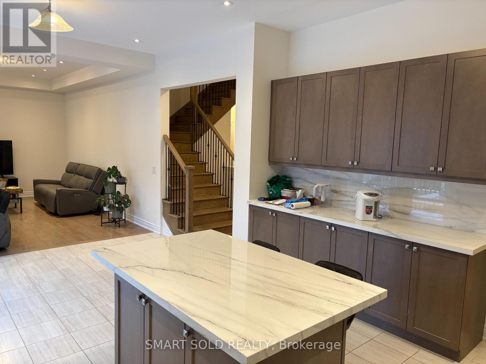 379 Seaview Heights, East Gwillimbury, Ontario  L9N 0Y4 - Photo 12 - N12685416