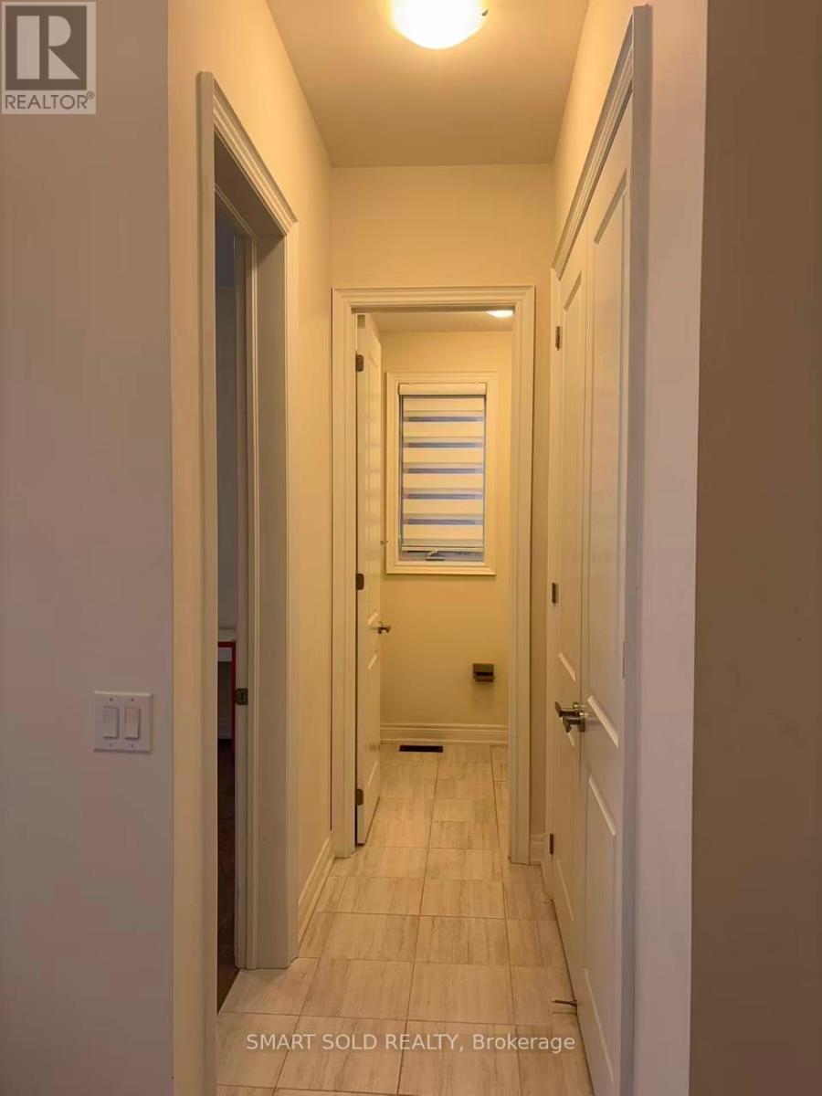 379 Seaview Heights, East Gwillimbury, Ontario  L9N 0Y4 - Photo 14 - N12685416