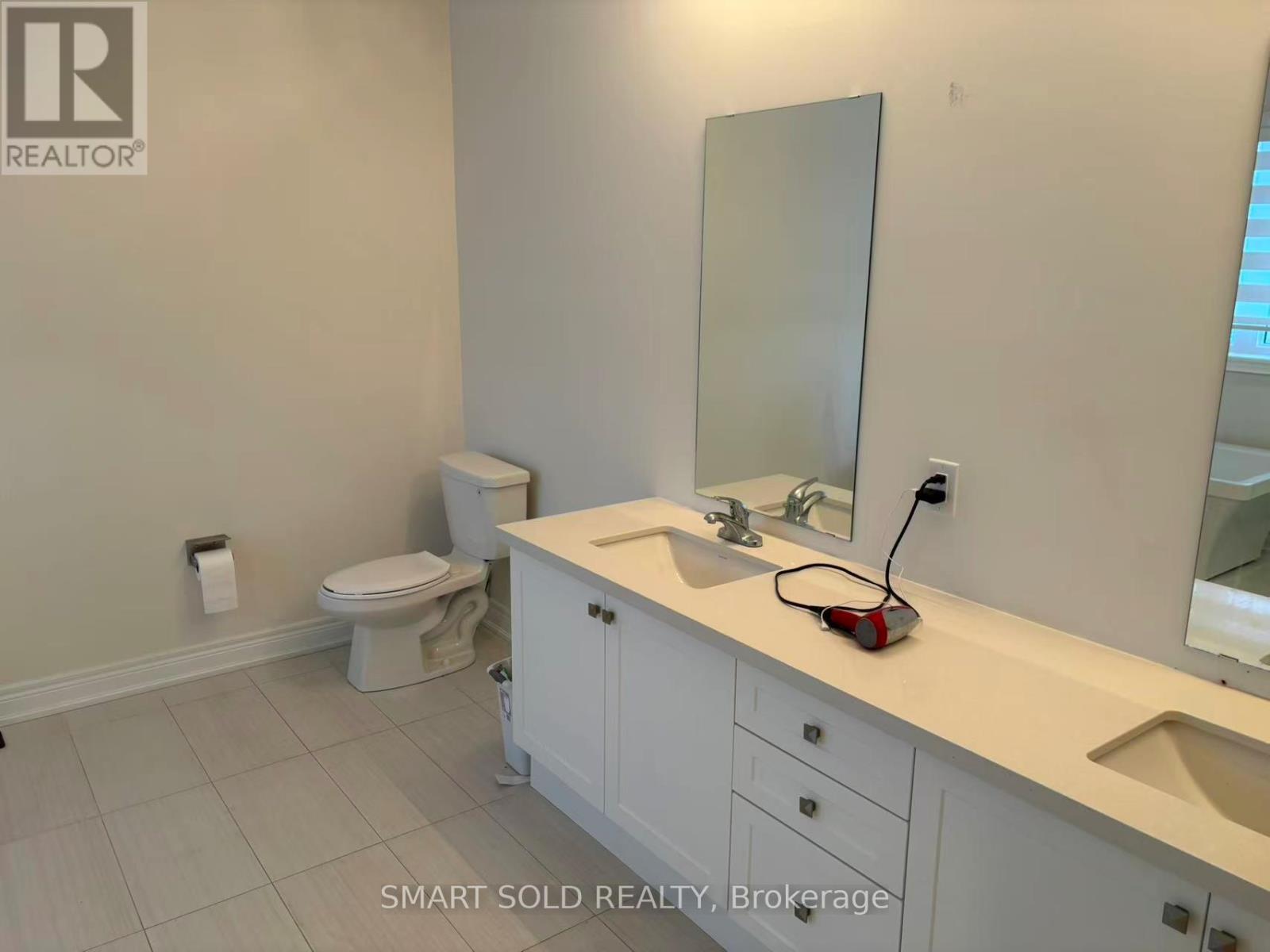 379 Seaview Heights, East Gwillimbury, Ontario  L9N 0Y4 - Photo 34 - N12685416