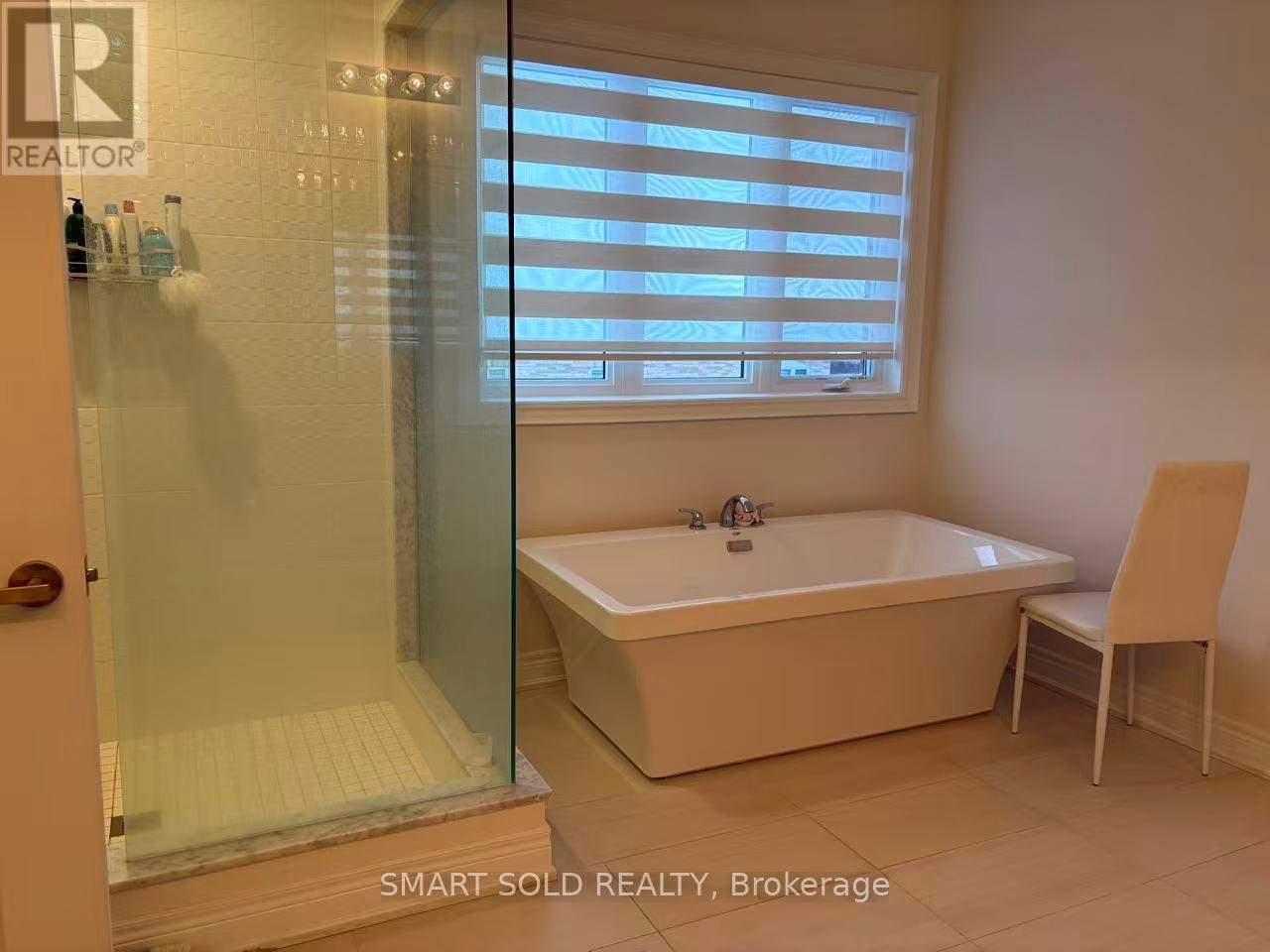 379 Seaview Heights, East Gwillimbury, Ontario  L9N 0Y4 - Photo 35 - N12685416